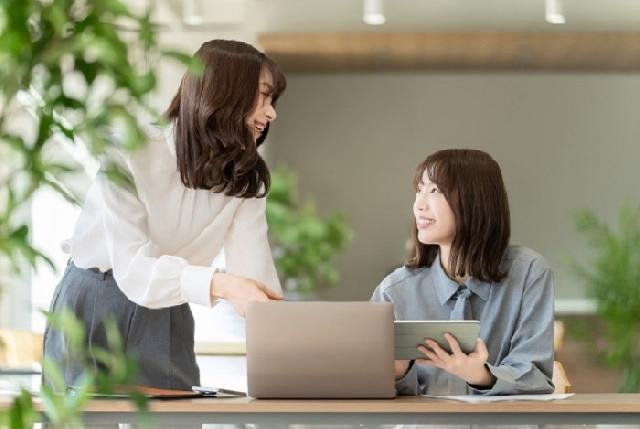 積極採用／オフィス環境抜群！／グループ全体で約500名超の社員数を誇る総合コンサルティングファーム