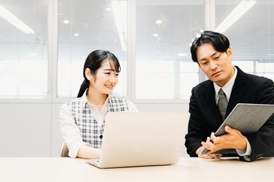 【人事/労務】大手食品グループの食品商社/フルフレックス・経験者歓迎