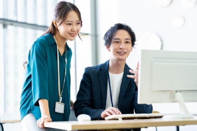 社内経理マネージャー候補／グループ全体で約500名の社員数を誇る税務会計系コンサルティング会社