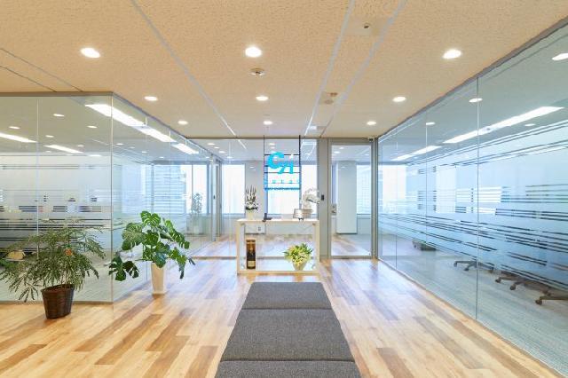 《日本クレアス社会保険労務士法人》積極採用／グループ全体で約500名超の社員数を誇る総合コンサルティングファーム