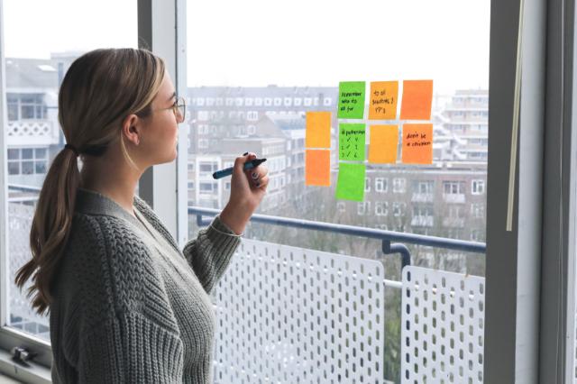 1. 社労士資格の取得方法と転職のチャンス