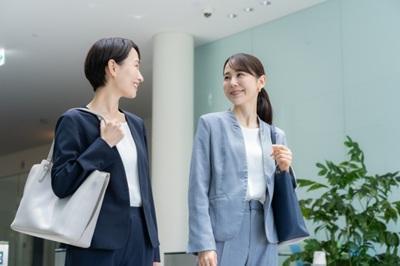 ≪社会保険労務士法人エスネットワークス≫未経験可！／東京駅直結の大手総合事務所／給与計算・社保労保申請等業務／定着率高く、女性多数活躍中！