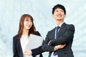 外資系税理士法人／リモートワーク可／フルフレックス／みなし残業なし／年収～700万