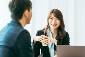 給与計算・社保関連業務スタッフ／事業会社経験者歓迎／市ヶ谷駅徒歩3分／年収～600万